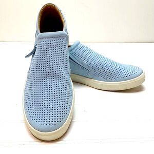 Hotter powder blue sneakers 8.5